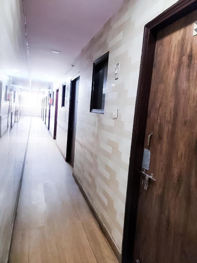 Roomshala 122 Hotel Park View - Near Adarsh Nagar New Delhi Luaran gambar